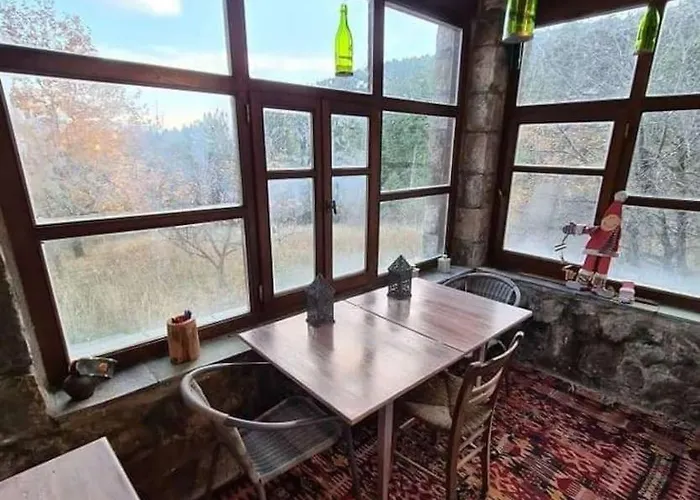 Kirkel - Stone In An Alpine Environment Δομνίστα